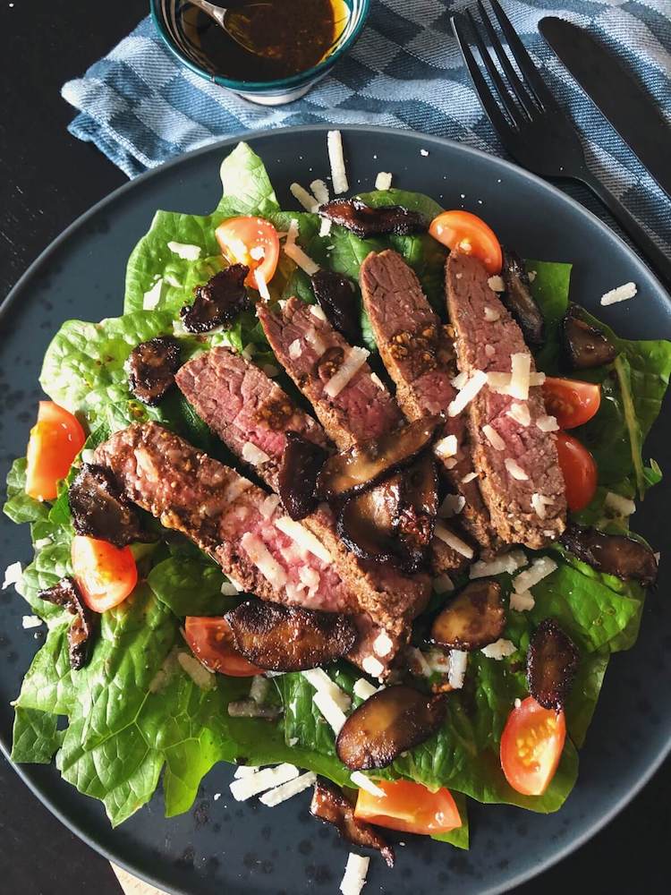 Steak salat med Skælrørhat ingredienser